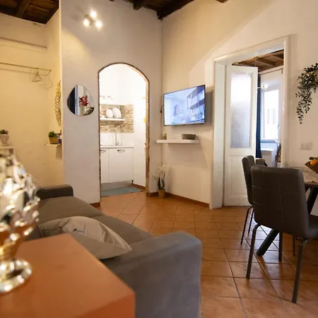 Διαμέρισμα Crezy House Trilussa *